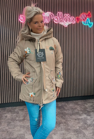 Langer Parker mit Glitzer