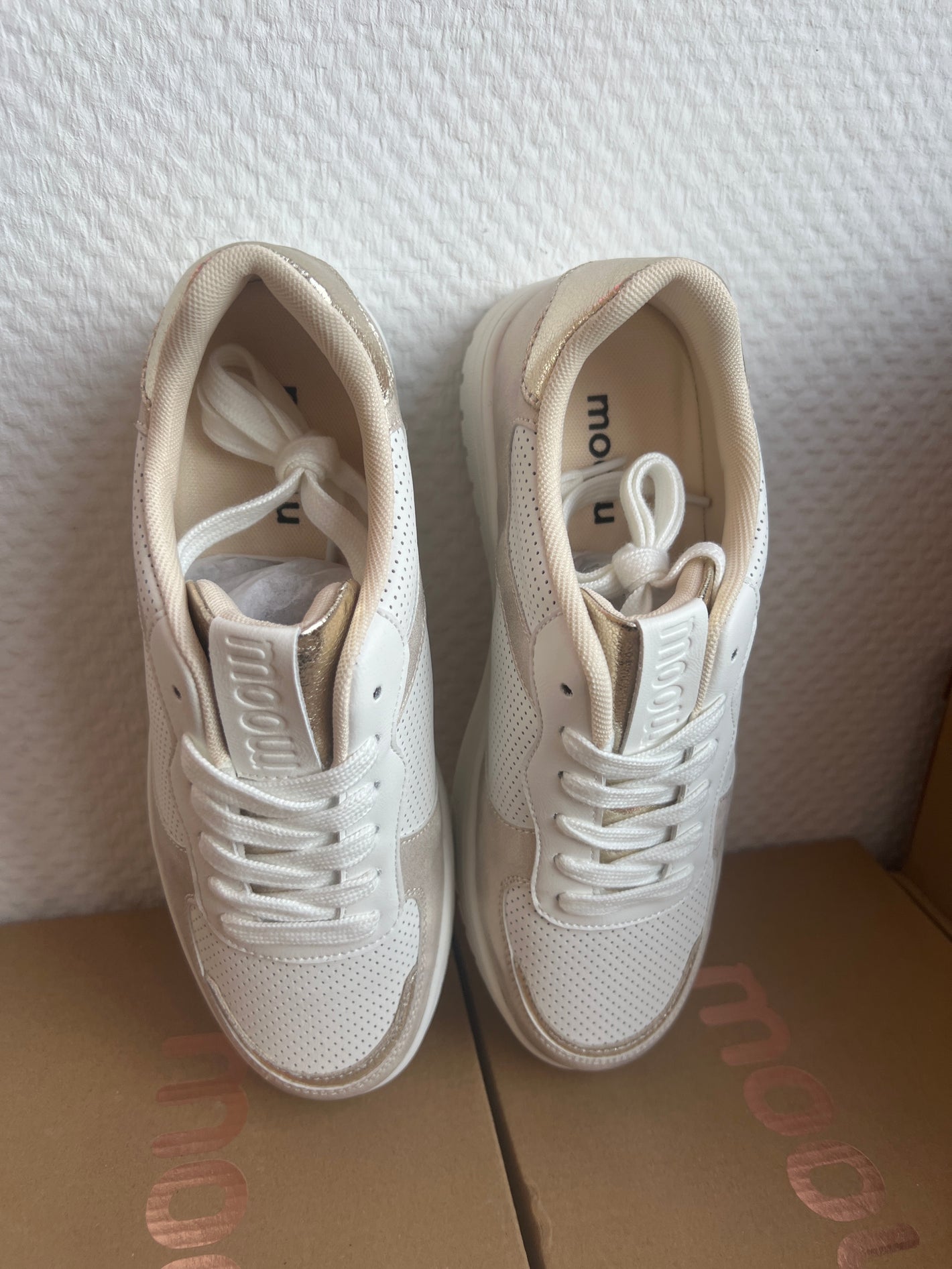 Sneaker Weiß mit Champagner Meliert MooW 4380