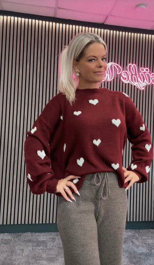 Pullover mit weißen Herzen verschiedene Farben