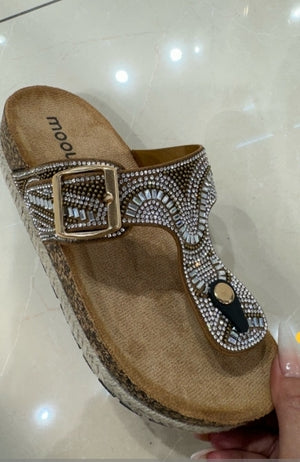Schuhe Flipflops Camel w4456CA