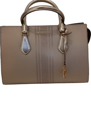 Michael Kors Tasche mit Lochdesign. Verschiedene Farben