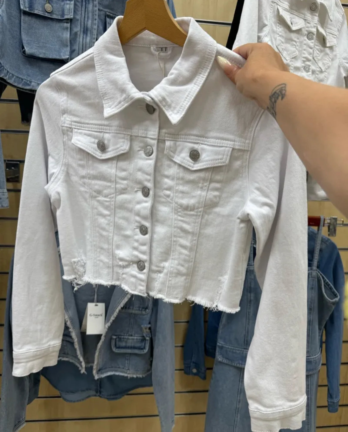 Kurze Jeans  schwarz und weiss verschiedene Grössen