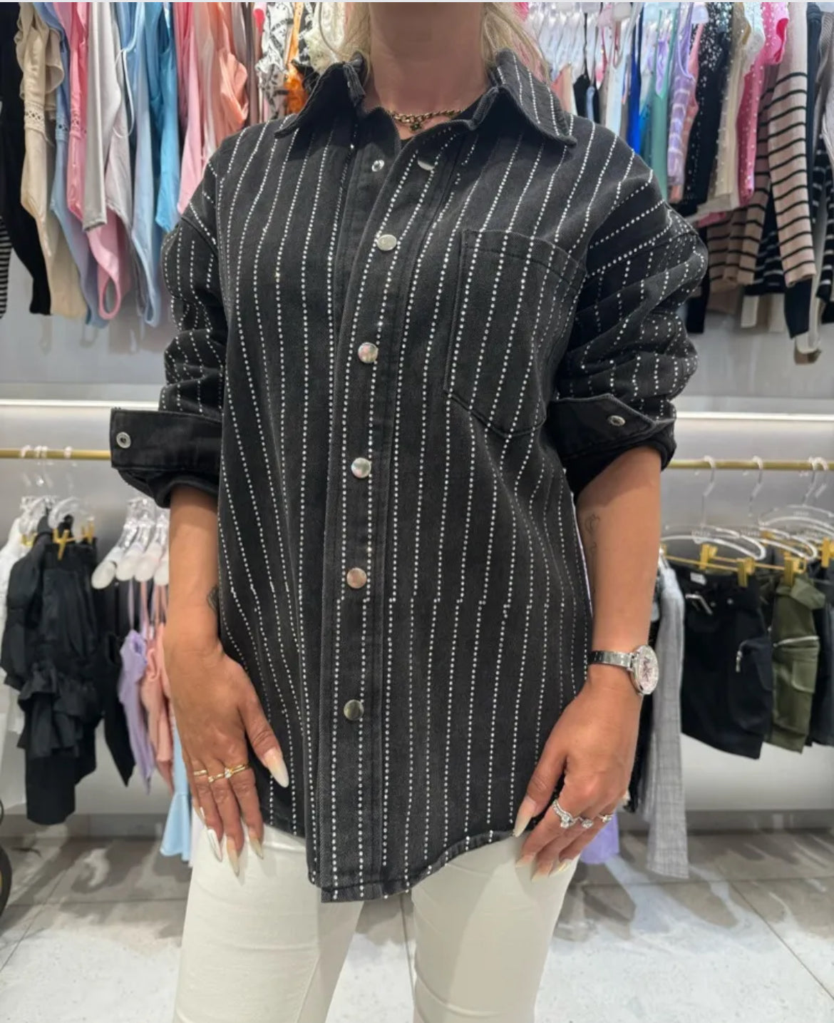 Schwarzes Hemd mit Glitzer 11227