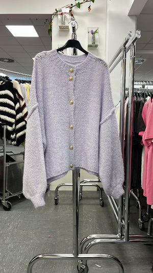 Strickjacke mit dicker Naht 3333