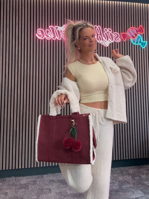 Tasche mit Wollgriff und Kirsche verschiedene Farben
