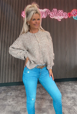 Strickjacke mit schmalen Streifen verschiedene Farben 31166