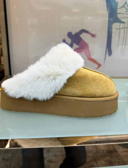 Celinas Hausschuhe mit UNECHTEM FELL BRAUN - Verschiedene Farben